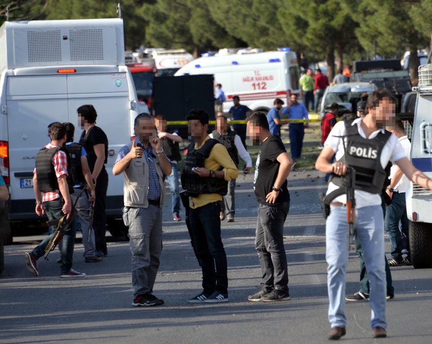 diyarbakir-saldiri-ic-2