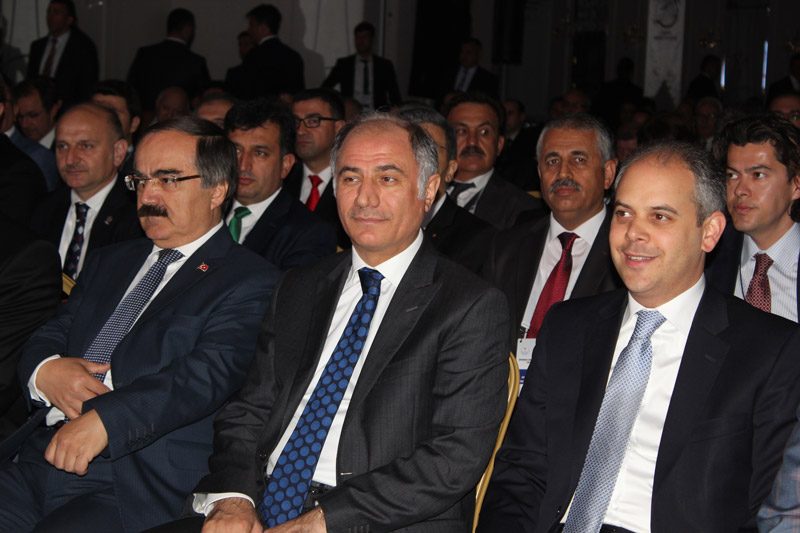 FOTO:DHA - Kabinede sonradan bıyık bırakan isimlerden birisi de İçişleri Bakanı Efkan Ala olmuştu.