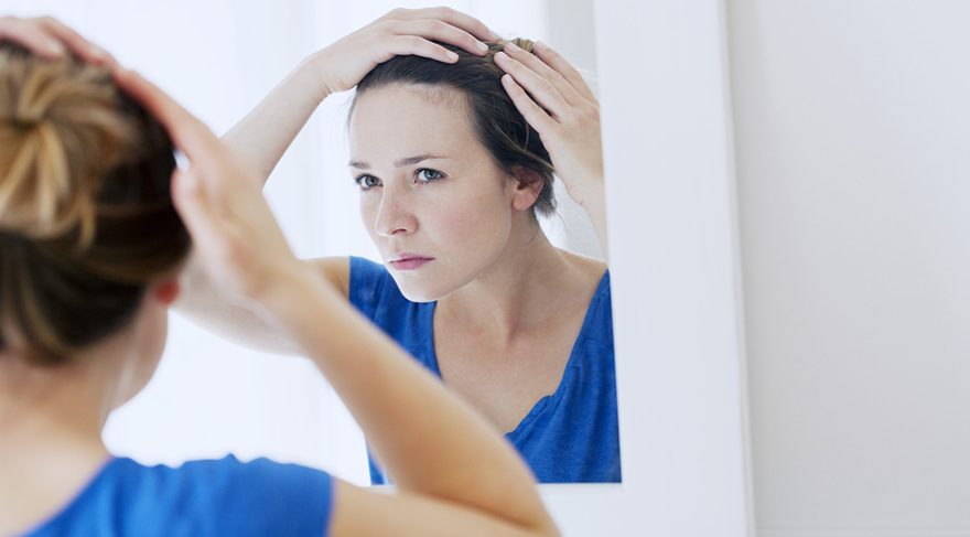 Kükürt ve katran içeren; mantar ve bakterilere karşı koruyucu özelliği olan ilaçlı şampuanları kullanın.