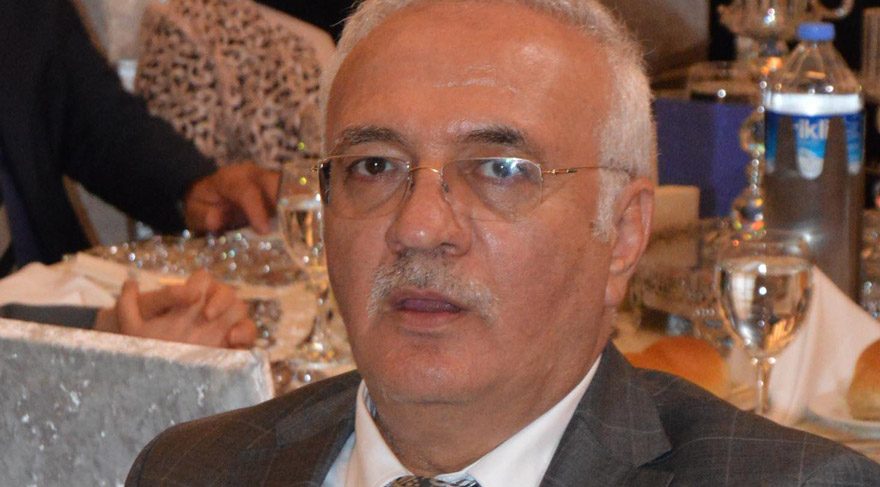 FOTO:DHA- Mustafa Elitaş yeni imajıyla ilk kez seçim bölgesi Kayseri'ye gitti.