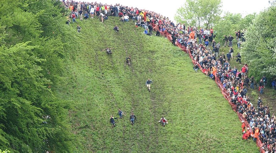 Peynir-Yuvarlama-Festivali-(3)
