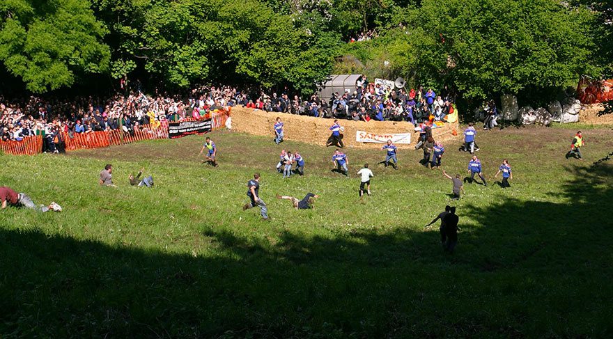 Peynir-Yuvarlama-Festivali-(4)