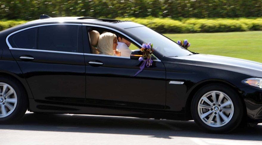 Sümeyye Erdoğan'a silahlı uğurlama!