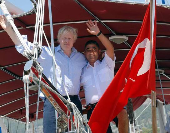 Boris Johnson sık sık Türkiye'ye tatile geliyor. 