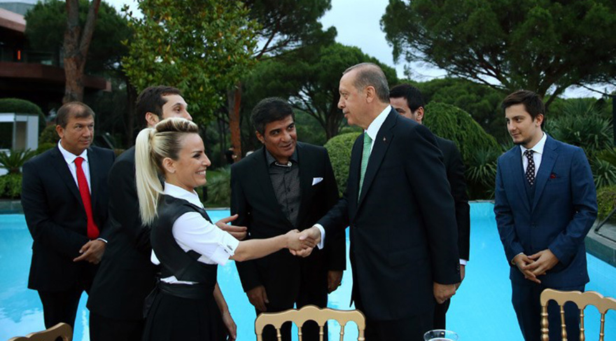 İbrahim Erkal'ın çengelli iğnesinin altından Osmanlı çıktı