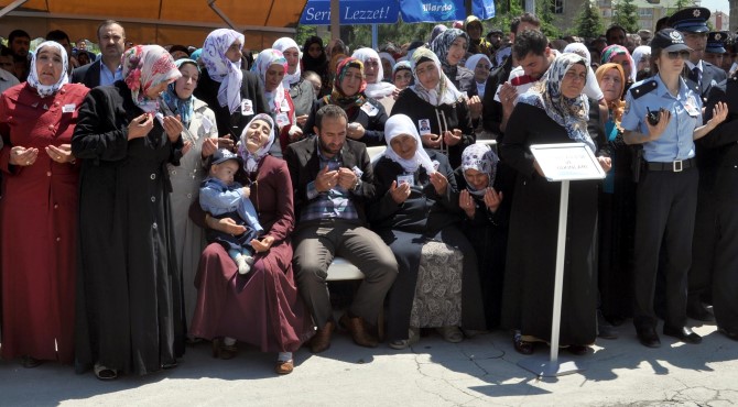Foto: DHA / Şehit polis Ramazan Kırboğa'nın cenazesi