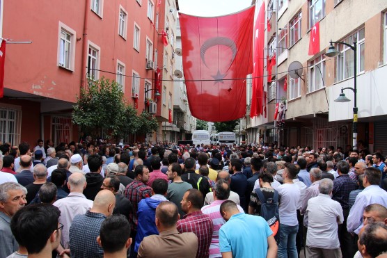 Foto: DHA / Şehit Kadir Cihan Karagözlü'nün cenazesi