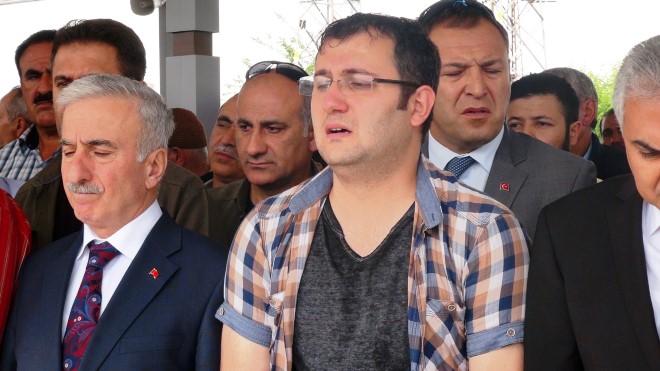 Foto: DHA / Terör kurbanı Elif Tutuş'un cenaze töreni