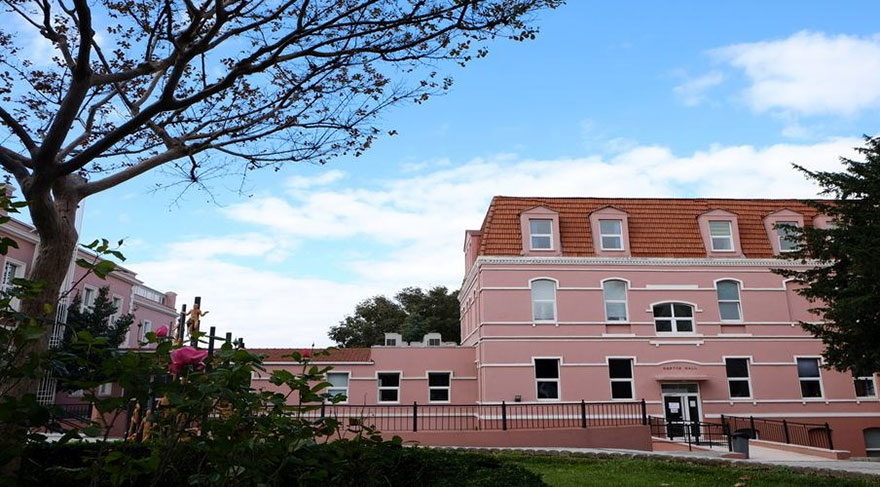 Üsküdar Amerikan Lisesi