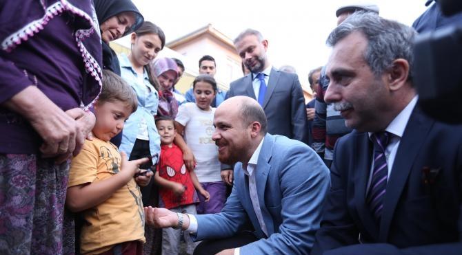 Bilal Erdoğan&#39;dan demokrasi şehitlerinin ailelerine taziye ziyareti