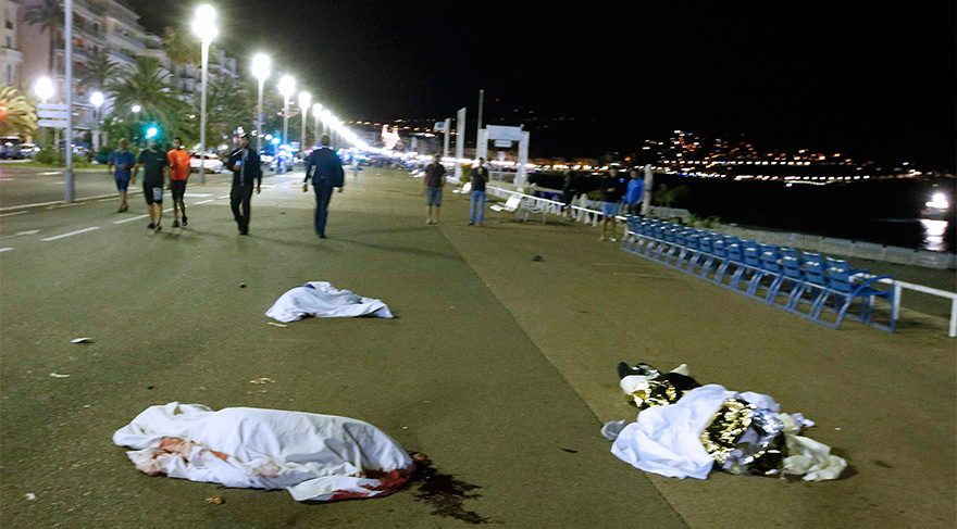Dünya şokta! Fransa'da korkunç saldırı: En az 80 kişi hayatını kaybetti
