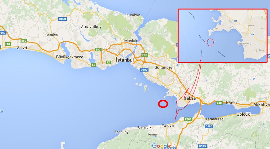 Hayırsız Adası, İmralı'ya birkaç mil uzaklıkta bulunuyor.