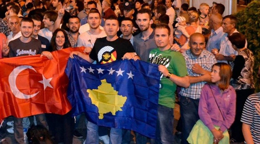 Kosovalı Türkler: Türk vatandaşlığı Suriyelilerden çok Kosovalı Türklerin hakkı