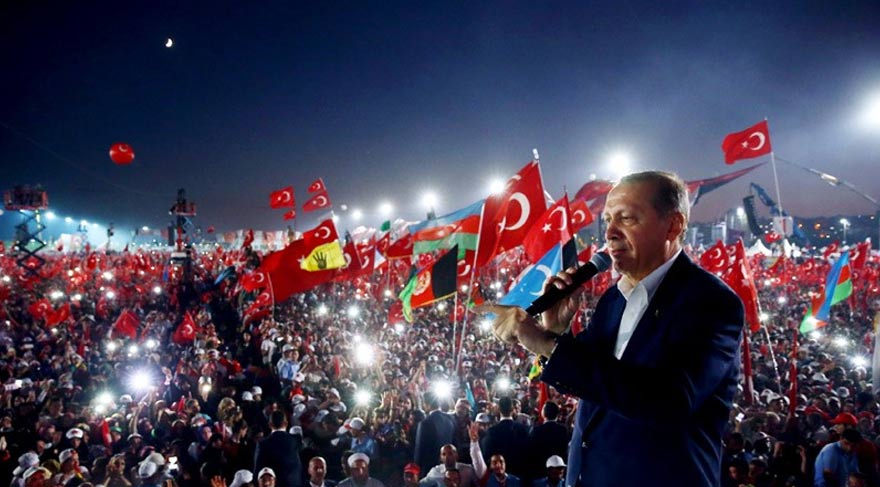 Yenikapı'ya akın eden milyonlar, Cumhurbaşkanlığı resmi sitesinden paylaşıldı.