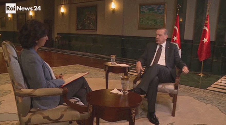 Cumhurbaşkanı Erdoğan: İtalya benim oğlumu bıraksın kendi mafyasıyla uğraşsın
