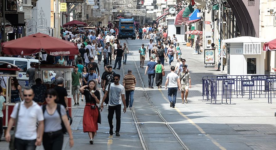 Beyoğlu Belediye Başkanı: İstiklal eski günlerine dönecek