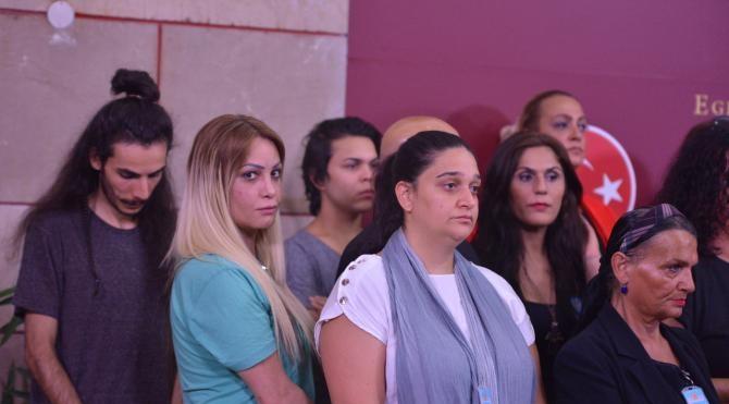 CHP&#39;li Altıok, LGBTİ&#39;lilerle Meclis&#39;te basın toplantısı düzenledi