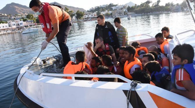 Bodrum açıklarında 1 haftada 239 mülteci yakalandı