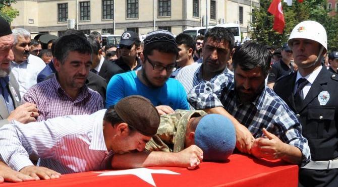 Yozgat&#39;ta şehit polis son yolculuğuna uğurlandı