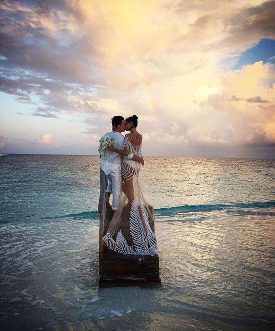 Isabeli-Fontana-wedding-dress-back