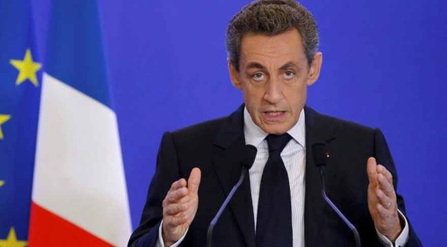 Sarkozy: Haşema tüm Fransa'da yasaklanmalı