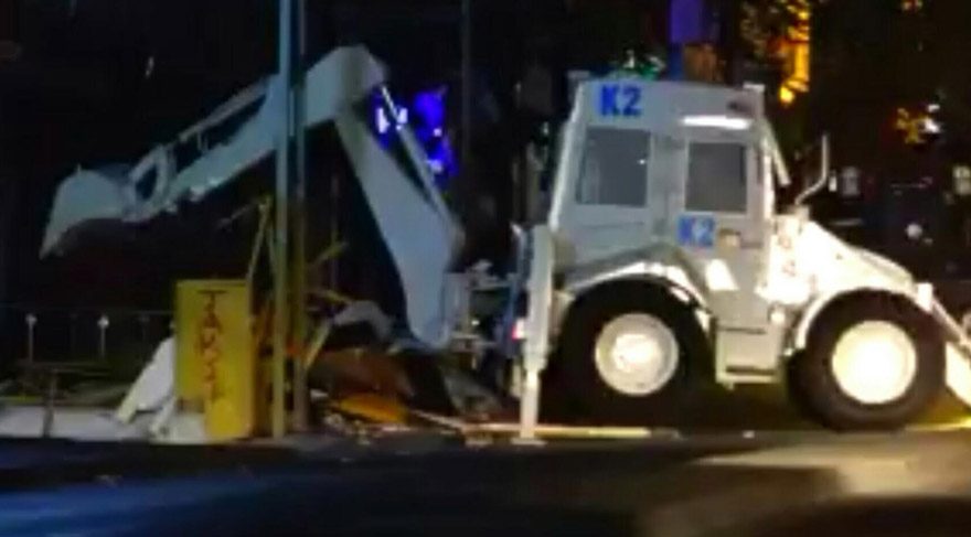 DHKP/C’nin işgal ettiği yapılar kepçeyle yıkıldı