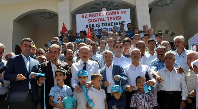 Gaziantep&#39;te cami ve sosyal tesis törenle açıldı