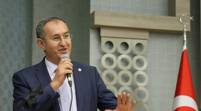 CHP'li Sertel Arapça dersini Meclis'e taşıdı