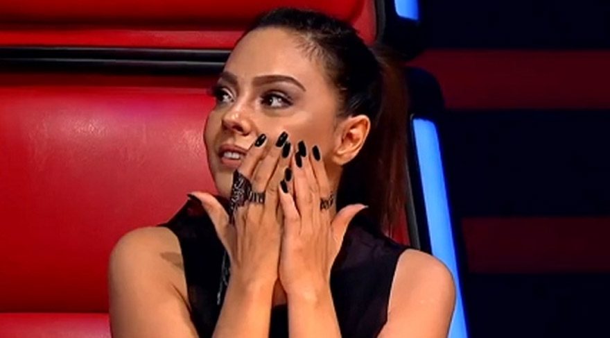 Ebru Gündeş boşanma dilekçesini verdi