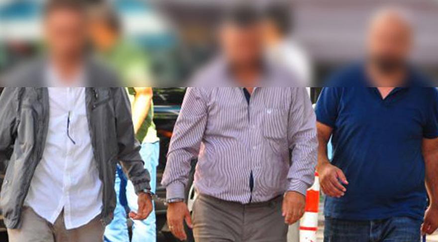 FETÖ operasyonunda 30 polise gözaltı