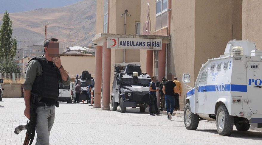 Son dakika haberi... Hakkari'den acı haber: Üç asker şehit