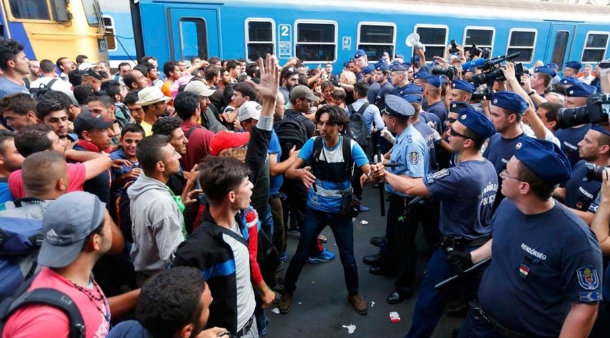 Macaristan'dan yeni mülteci önlemi: 3 bin 'sınır avcısı'