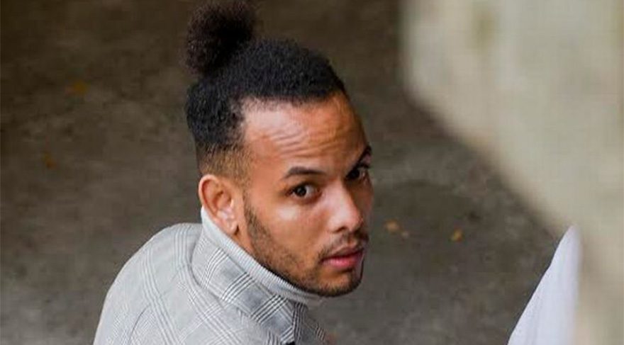 Seks yapmadan önce polise haber vermek zorunda!