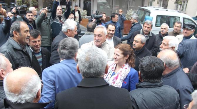 CHP&#39;li Yiğit: AKP’li vekiller, TBMM&#39;de iş takibi yapıyor