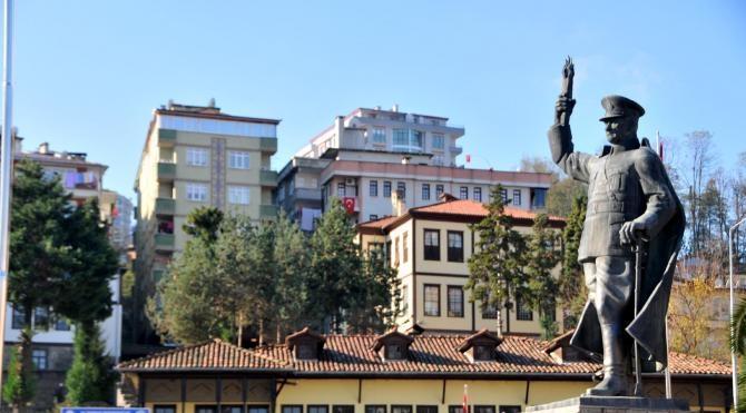 Rize’de Atatürk Anıtı kaldırılacak, yerine şehitler anıtı konulacak