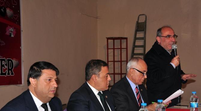 CHP milletvekilleri Bitlis’te görevden alınan memurları dinledi