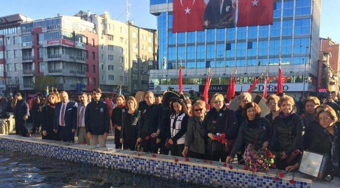 Atatürk Uşak&#39;ta törenle anıldı