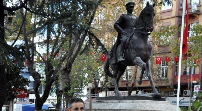 Atatürk, Zonguldak&#39;ta törenle anıldı
