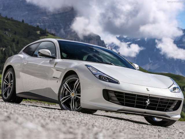 ferrari-gtc4_lusso-2017-1280-04