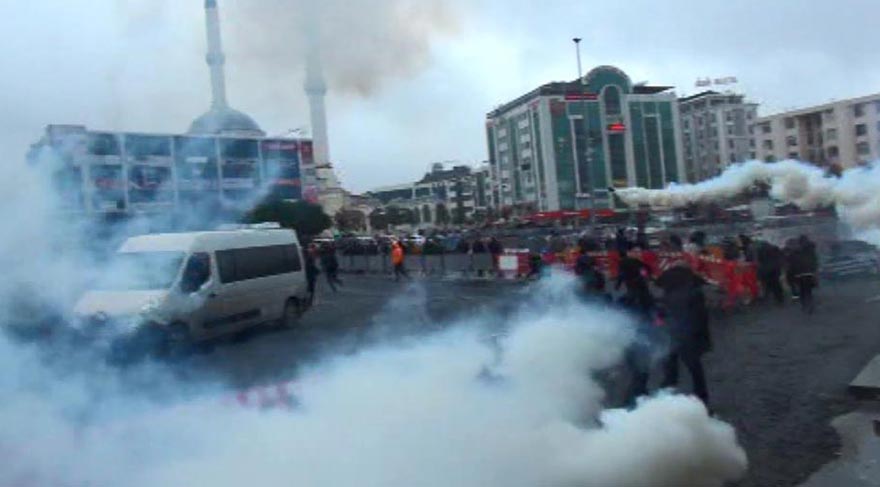 HDP gözaltılarını protesto eden gruba polis müdahalesi