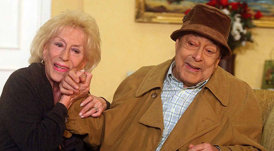 Gönül Ülkü Özcan ve Gazanfer Özcan'ın tebessüm yaratan konuşması