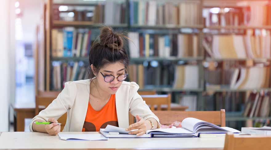 Doktorasını bitirenlerin üniversitelerle ilişkisi kesilmeye başlandı