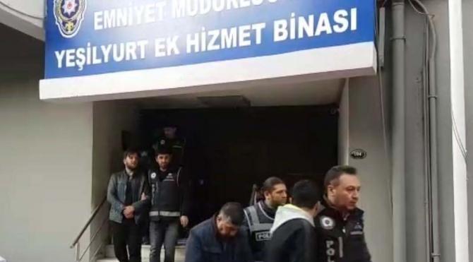 Göçmen kaçakçısı 8 kişi tutuklandı