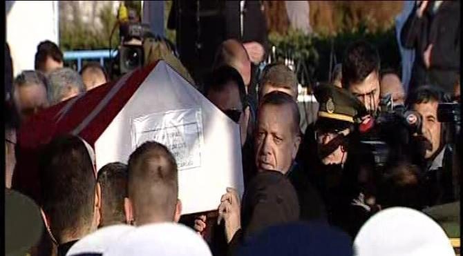 Cumhurbaşkanı Erdoğan, şehit Selim Topal&#39;ın cenaze törenine katıldı (1)