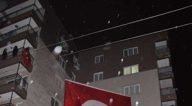 İzmir&#39;de adliyeye PKK saldırısı: 2 şehit, 2 terörist ölü ele geçti (9)