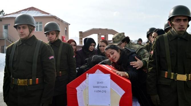 Bitlis&#39;te çatışma: 2 uzman çavuş şehit, 2 asker yaralı(3)