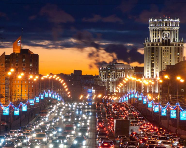 night-traffic-jams-in-moscow