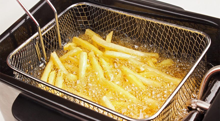 Çok kızartılan ekmek ve patates kanser riski taşıyor