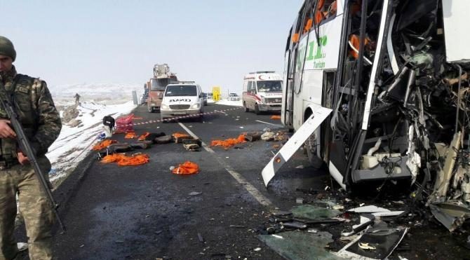 Iğdır&#39;da yolcu otobüsleri çarpıştı: 7 ölü (3)