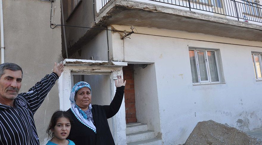 Demirkan ailesi, evlerini satılığa çıkarmak zorunda kaldı FOTO:DHA